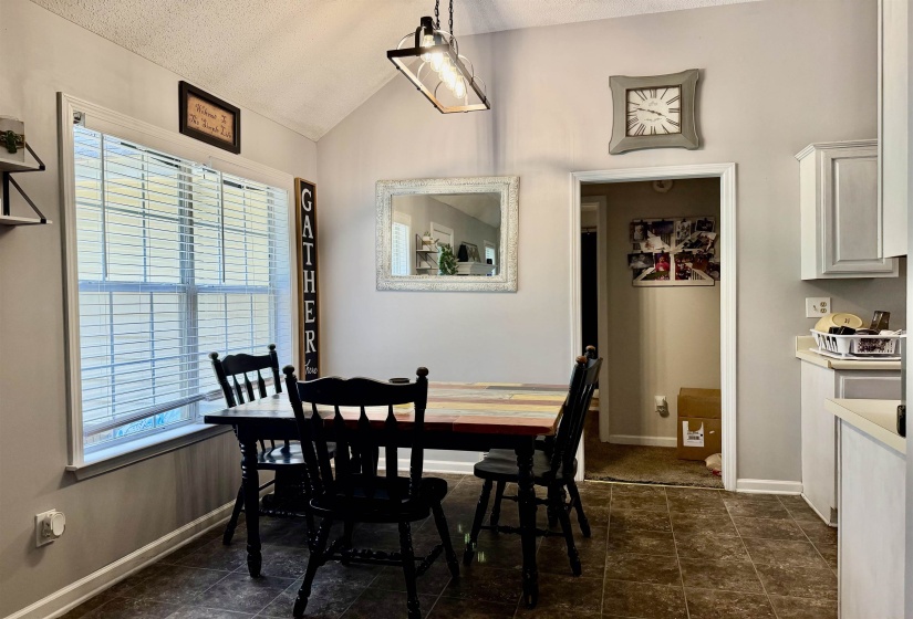 165 DEE RD, Somerville, Tennessee 38068, 3 Bedroom Bedrooms, 6 Room Rooms,2 BathroomBathrooms,Residential,For Sale,DEE,0,10224228