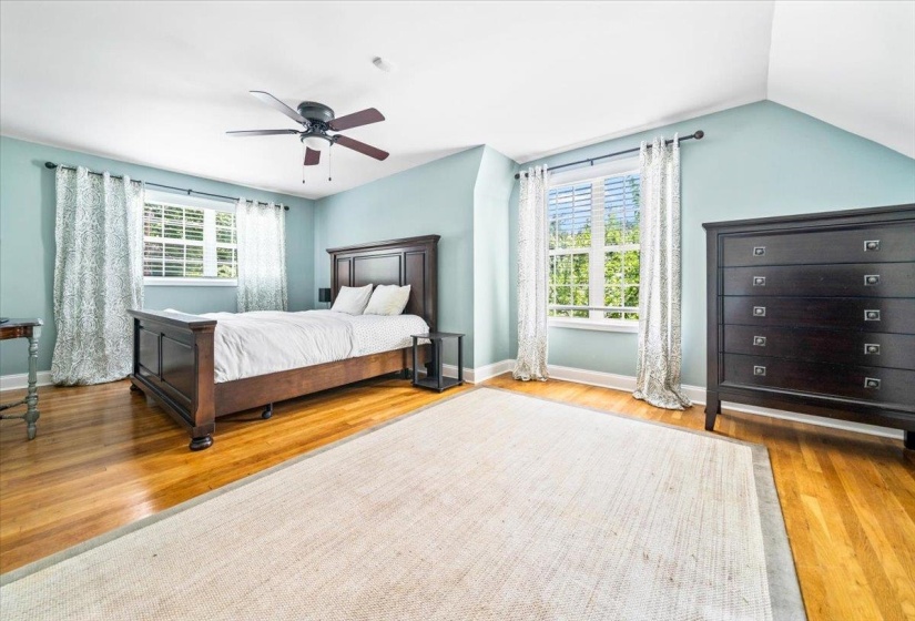 252 BARRY RD, Memphis, Tennessee 38117, 3 Bedroom Bedrooms, 8 Room Rooms,2 BathroomBathrooms,Residential,For Sale,BARRY,0,10224229