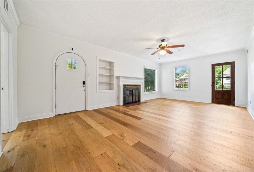 252 BARRY RD, Memphis, Tennessee 38117, 3 Bedroom Bedrooms, 8 Room Rooms,2 BathroomBathrooms,Residential,For Sale,BARRY,0,10224229