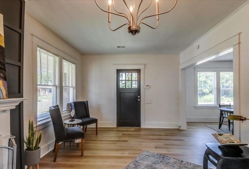 820 MCNEIL ST, Memphis, Tennessee 38107, 3 Bedroom Bedrooms, 5 Room Rooms,2 BathroomBathrooms,Residential,For Sale,MCNEIL,0,10224238