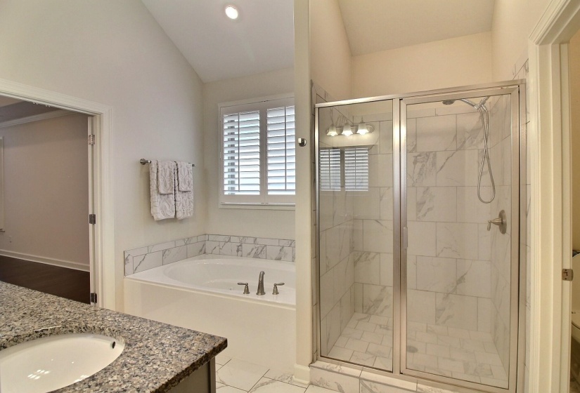 1608 PRAIRIE DUNES DR, Collierville, Tennessee 38017, 4 Bedroom Bedrooms, 8 Room Rooms,3 BathroomBathrooms,Residential,For Sale,PRAIRIE DUNES,0,10224241