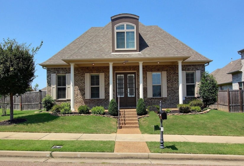 1608 PRAIRIE DUNES DR, Collierville, Tennessee 38017, 4 Bedroom Bedrooms, 8 Room Rooms,3 BathroomBathrooms,Residential,For Sale,PRAIRIE DUNES,0,10224241