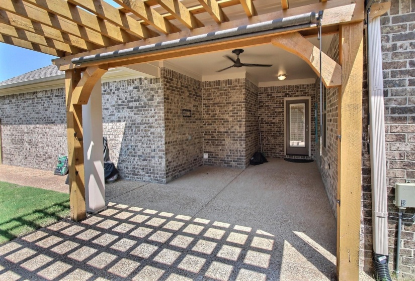 1608 PRAIRIE DUNES DR, Collierville, Tennessee 38017, 4 Bedroom Bedrooms, 8 Room Rooms,3 BathroomBathrooms,Residential,For Sale,PRAIRIE DUNES,0,10224241