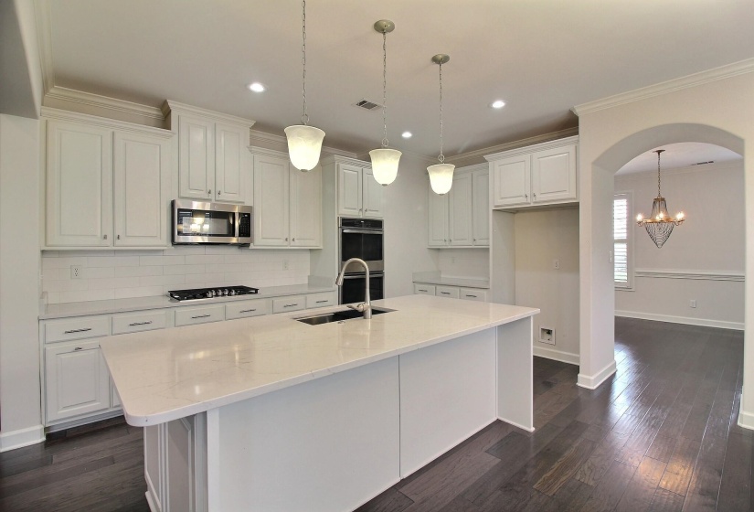 1608 PRAIRIE DUNES DR, Collierville, Tennessee 38017, 4 Bedroom Bedrooms, 8 Room Rooms,3 BathroomBathrooms,Residential,For Sale,PRAIRIE DUNES,0,10224241