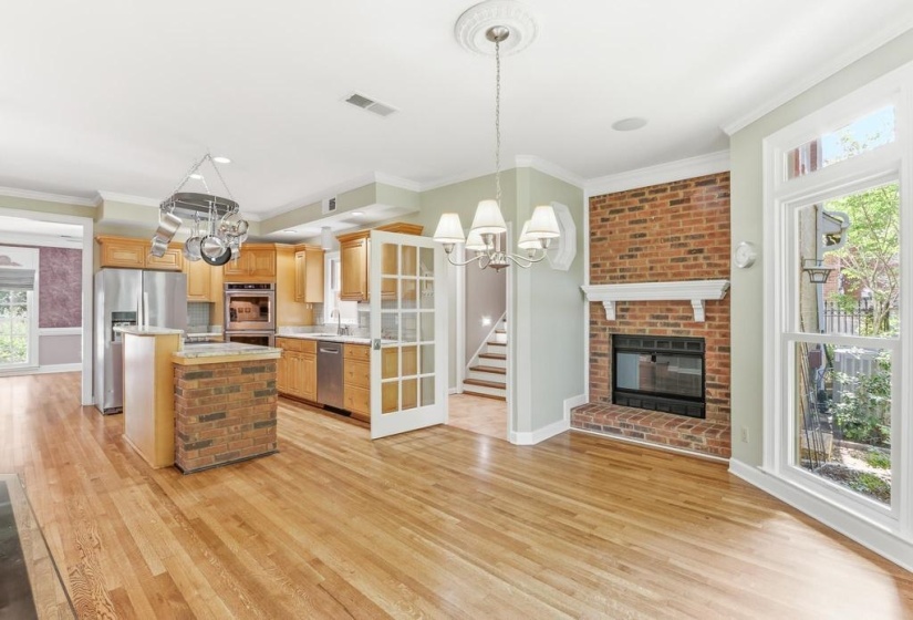 8154 MEADOW GLEN DR, Germantown, Tennessee 38138, 4 Bedroom Bedrooms, 11 Room Rooms,3.1 BathroomBathrooms,Residential,For Sale,MEADOW GLEN,0,10224244