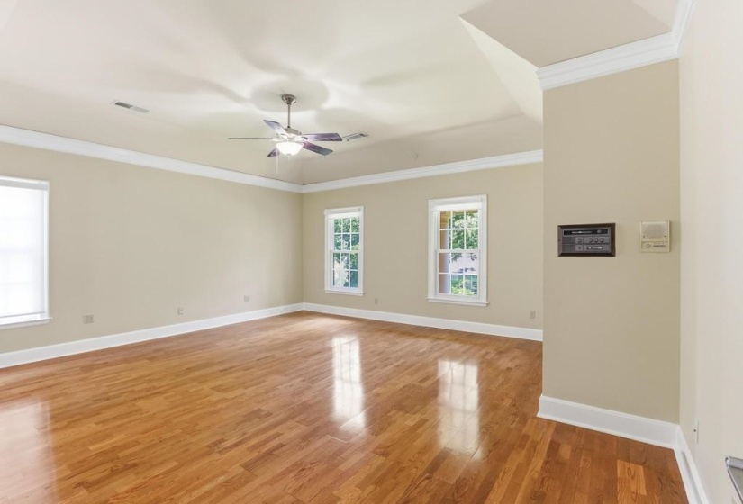 8154 MEADOW GLEN DR, Germantown, Tennessee 38138, 4 Bedroom Bedrooms, 11 Room Rooms,3.1 BathroomBathrooms,Residential,For Sale,MEADOW GLEN,0,10224244