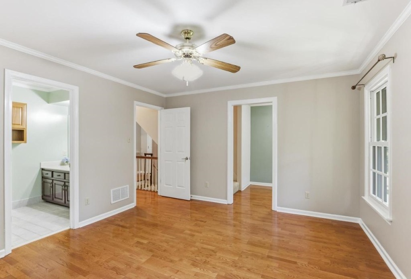 8154 MEADOW GLEN DR, Germantown, Tennessee 38138, 4 Bedroom Bedrooms, 11 Room Rooms,3.1 BathroomBathrooms,Residential,For Sale,MEADOW GLEN,0,10224244