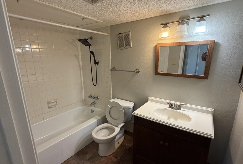6774 ENCHANTED OAK PL, Memphis, Tennessee 38120, 2 Bedroom Bedrooms, 5 Room Rooms,2 BathroomBathrooms,Residential,For Sale,ENCHANTED OAK,0,10224248