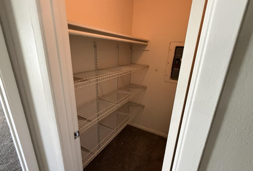 6774 ENCHANTED OAK PL, Memphis, Tennessee 38120, 2 Bedroom Bedrooms, 5 Room Rooms,2 BathroomBathrooms,Residential,For Sale,ENCHANTED OAK,0,10224248