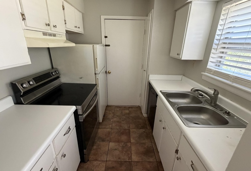 6774 ENCHANTED OAK PL, Memphis, Tennessee 38120, 2 Bedroom Bedrooms, 5 Room Rooms,2 BathroomBathrooms,Residential,For Sale,ENCHANTED OAK,0,10224248