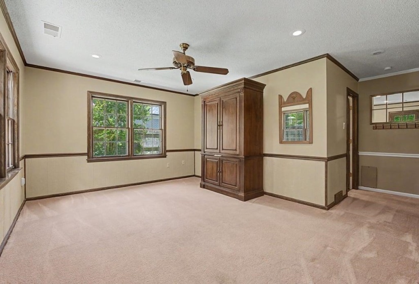 2949 SANDY CREEK DR, Germantown, Tennessee 38138, 3 Bedrooms Bedrooms, 8 Rooms Rooms,2.1 BathroomsBathrooms,Residential,For Sale,SANDY CREEK,10224257