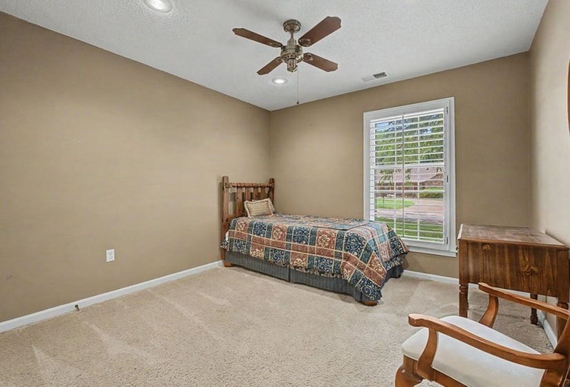 2949 SANDY CREEK DR, Germantown, Tennessee 38138, 3 Bedrooms Bedrooms, 8 Rooms Rooms,2.1 BathroomsBathrooms,Residential,For Sale,SANDY CREEK,10224257
