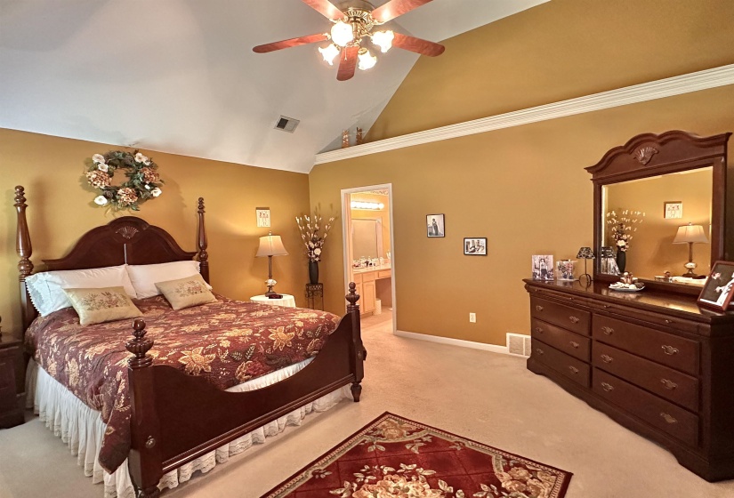 1494 APPLE GROVE LN, Cordova, Tennessee 38016, 3 Bedrooms Bedrooms, 7 Rooms Rooms,2 BathroomsBathrooms,Residential,For Sale,APPLE GROVE,10224260
