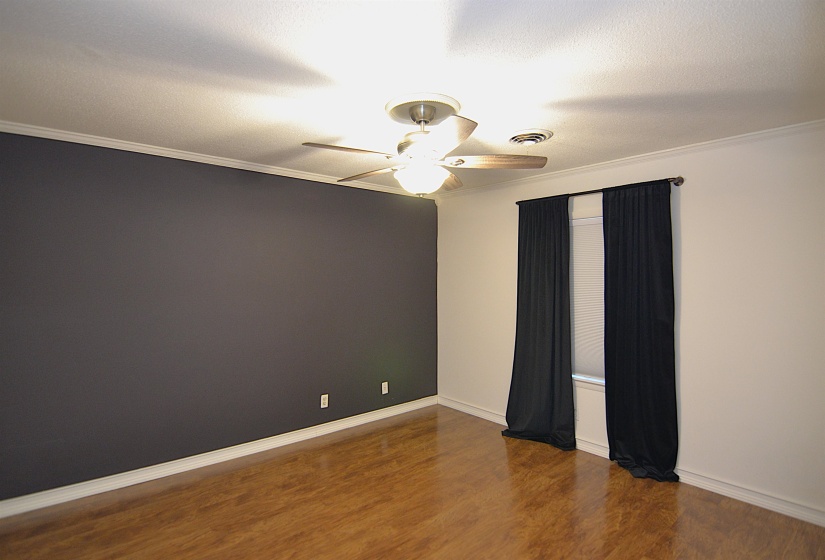5026 FLAMINGO RD, Memphis, Tennessee 38117, 3 Bedrooms Bedrooms, 7 Rooms Rooms,2 BathroomsBathrooms,Residential,For Sale,FLAMINGO,10224264