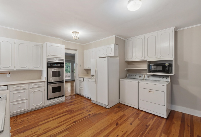 8 CENTURY ST, Memphis, Tennessee 38111, 3 Bedrooms Bedrooms, 7 Rooms Rooms,2 BathroomsBathrooms,Residential,For Sale,CENTURY,10224266