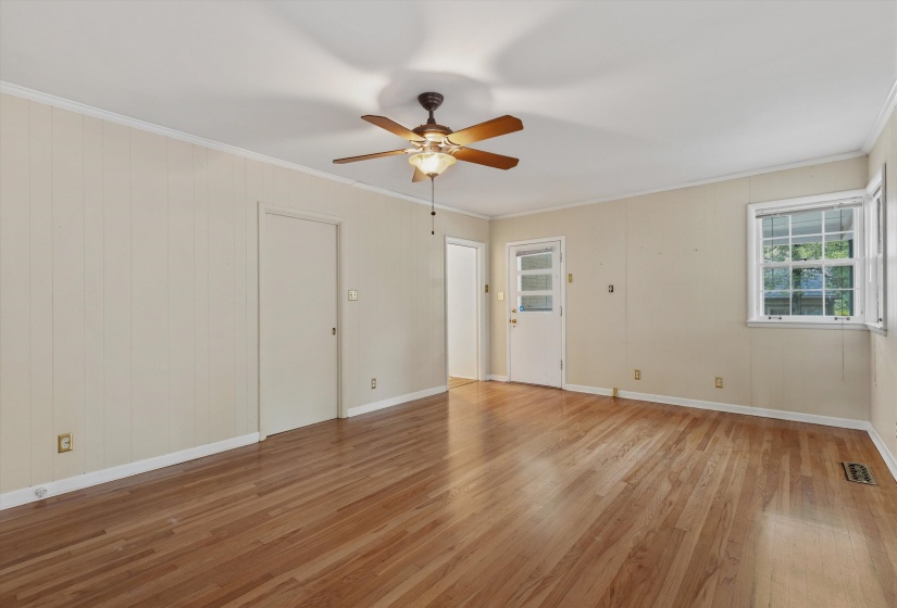 8 CENTURY ST, Memphis, Tennessee 38111, 3 Bedrooms Bedrooms, 7 Rooms Rooms,2 BathroomsBathrooms,Residential,For Sale,CENTURY,10224266