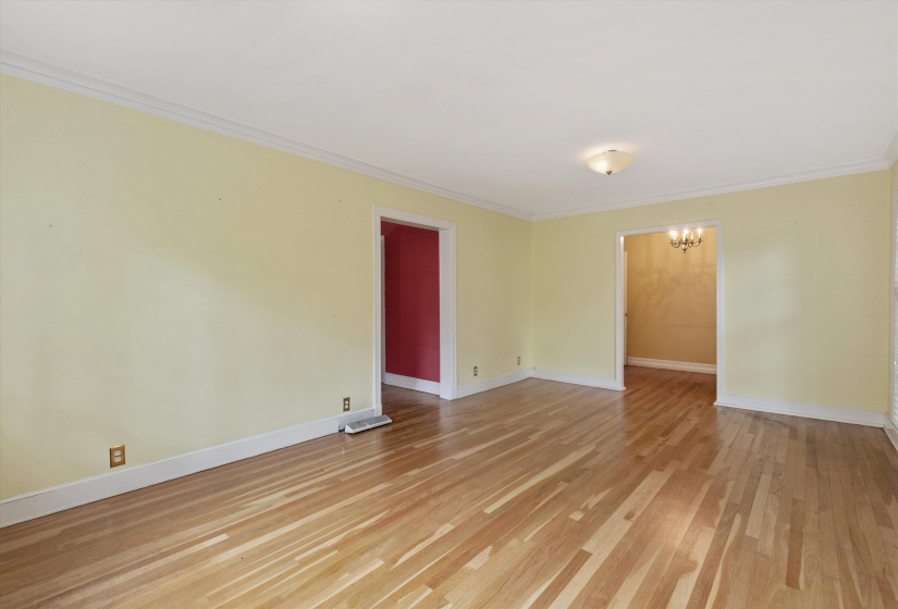 8 CENTURY ST, Memphis, Tennessee 38111, 3 Bedrooms Bedrooms, 7 Rooms Rooms,2 BathroomsBathrooms,Residential,For Sale,CENTURY,10224266