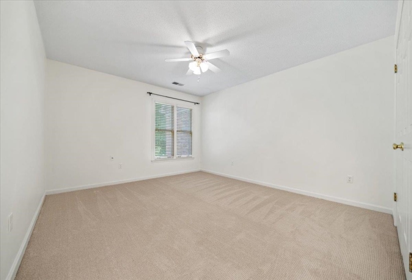 1841 PARK TRAIL DR, Germantown, Tennessee 38139, 2 Bedrooms Bedrooms, 5 Rooms Rooms,2 BathroomsBathrooms,Residential,For Sale,PARK TRAIL,10224267