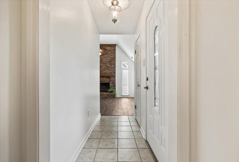 1841 PARK TRAIL DR, Germantown, Tennessee 38139, 2 Bedrooms Bedrooms, 5 Rooms Rooms,2 BathroomsBathrooms,Residential,For Sale,PARK TRAIL,10224267