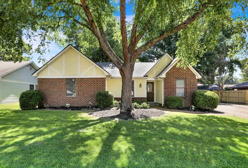 3104 INGLESIDE DR, Bartlett, Tennessee 38134, 3 Bedrooms Bedrooms, 7 Rooms Rooms,2 BathroomsBathrooms,Residential,For Sale,INGLESIDE,10224270
