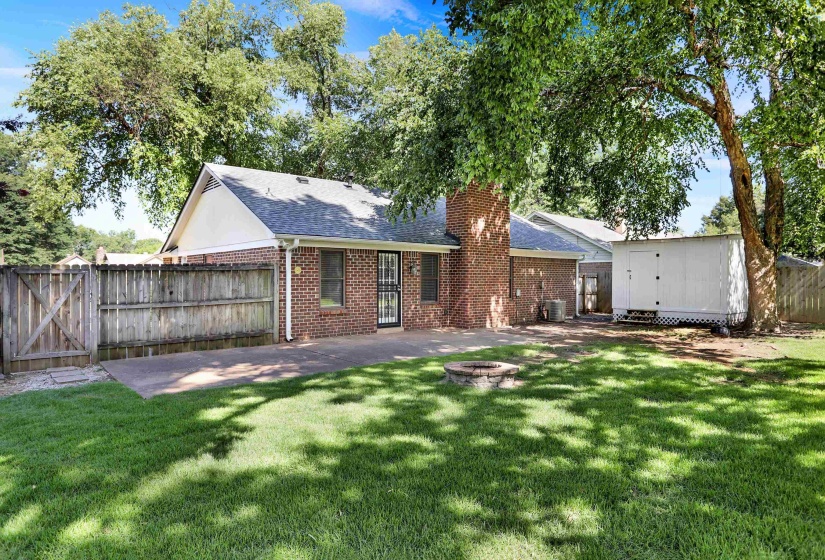 3104 INGLESIDE DR, Bartlett, Tennessee 38134, 3 Bedrooms Bedrooms, 7 Rooms Rooms,2 BathroomsBathrooms,Residential,For Sale,INGLESIDE,10224270