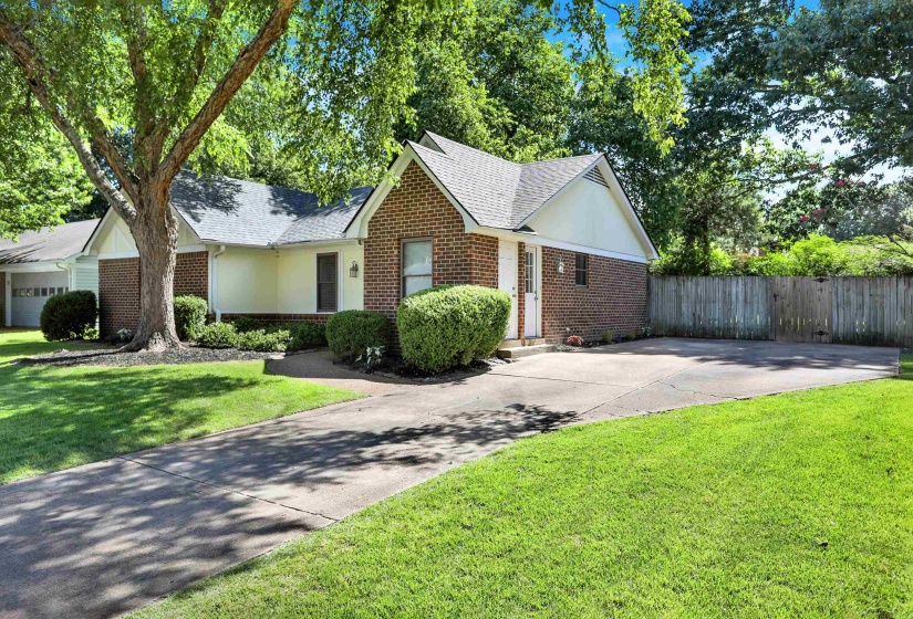 3104 INGLESIDE DR, Bartlett, Tennessee 38134, 3 Bedrooms Bedrooms, 7 Rooms Rooms,2 BathroomsBathrooms,Residential,For Sale,INGLESIDE,10224270
