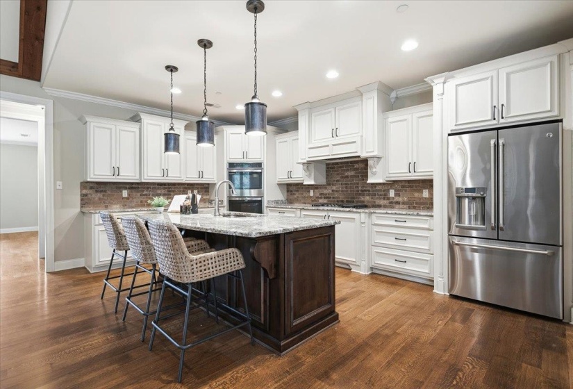 45 GREENBRIER LAKES CV, Piperton, Tennessee 38017, 5 Bedrooms Bedrooms, 15 Rooms Rooms,4.1 BathroomsBathrooms,Residential,For Sale,GREENBRIER LAKES,10224271