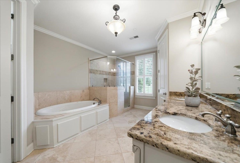 45 GREENBRIER LAKES CV, Piperton, Tennessee 38017, 5 Bedrooms Bedrooms, 15 Rooms Rooms,4.1 BathroomsBathrooms,Residential,For Sale,GREENBRIER LAKES,10224271