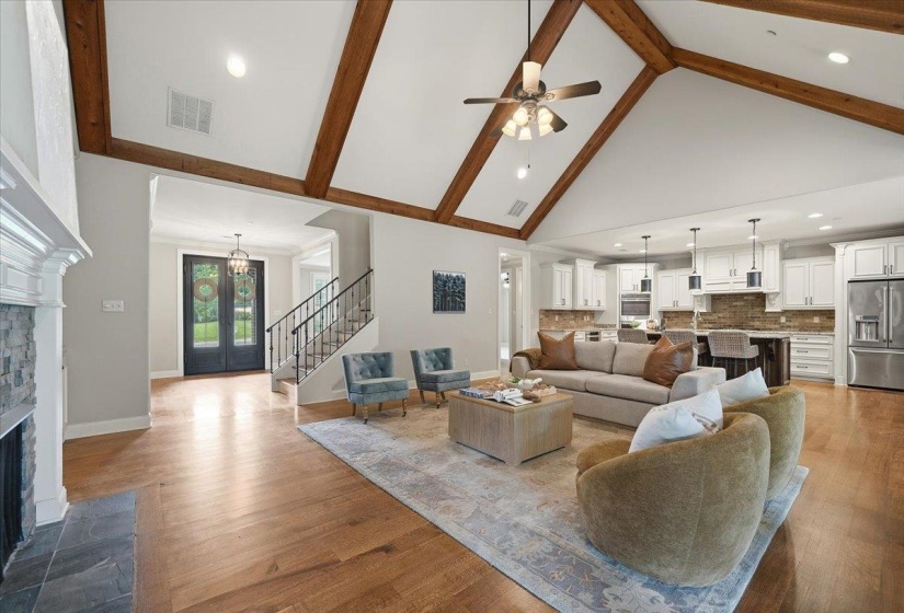 45 GREENBRIER LAKES CV, Piperton, Tennessee 38017, 5 Bedrooms Bedrooms, 15 Rooms Rooms,4.1 BathroomsBathrooms,Residential,For Sale,GREENBRIER LAKES,10224271