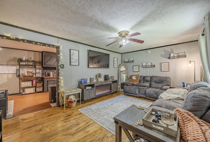 930 OLD UNION RD, Adamsville, Tennessee 38310, 3 Bedrooms Bedrooms, 7 Rooms Rooms,1 BathroomBathrooms,Residential,For Sale,OLD UNION,10224275
