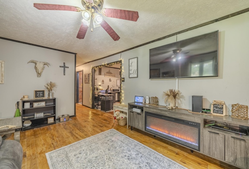 930 OLD UNION RD, Adamsville, Tennessee 38310, 3 Bedrooms Bedrooms, 7 Rooms Rooms,1 BathroomBathrooms,Residential,For Sale,OLD UNION,10224275