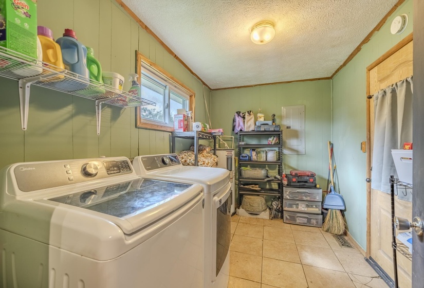 930 OLD UNION RD, Adamsville, Tennessee 38310, 3 Bedrooms Bedrooms, 7 Rooms Rooms,1 BathroomBathrooms,Residential,For Sale,OLD UNION,10224275