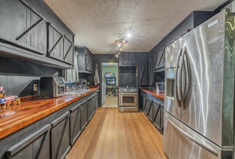 930 OLD UNION RD, Adamsville, Tennessee 38310, 3 Bedrooms Bedrooms, 7 Rooms Rooms,1 BathroomBathrooms,Residential,For Sale,OLD UNION,10224275