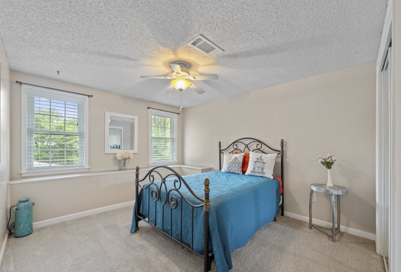 5760 MONTPELIER DR, Bartlett, Tennessee 38134, 4 Bedrooms Bedrooms, 8 Rooms Rooms,2 BathroomsBathrooms,Residential,For Sale,MONTPELIER,10224285