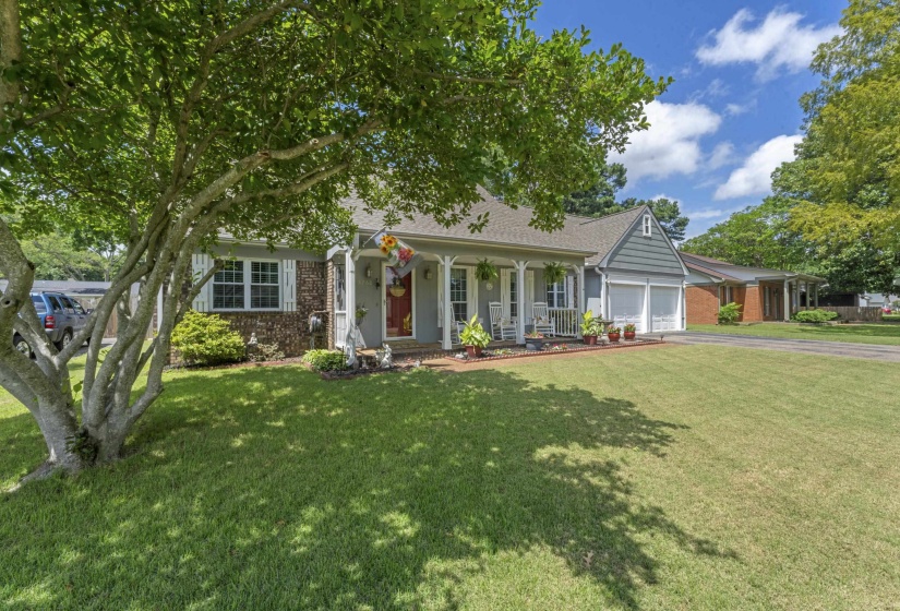 5760 MONTPELIER DR, Bartlett, Tennessee 38134, 4 Bedrooms Bedrooms, 8 Rooms Rooms,2 BathroomsBathrooms,Residential,For Sale,MONTPELIER,10224285