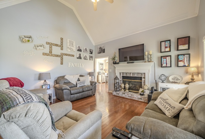 15 JH WINBORN LN, Savannah, Tennessee 38372, 3 Bedroom Bedrooms, 8 Room Rooms,2.1 BathroomBathrooms,Residential,For Sale,JH WINBORN,0,10224293