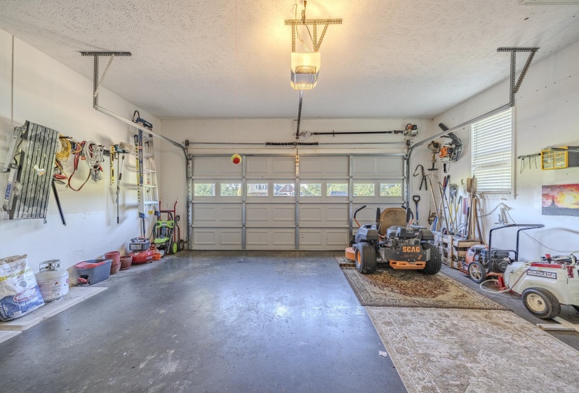 15 JH WINBORN LN, Savannah, Tennessee 38372, 3 Bedroom Bedrooms, 8 Room Rooms,2.1 BathroomBathrooms,Residential,For Sale,JH WINBORN,0,10224293