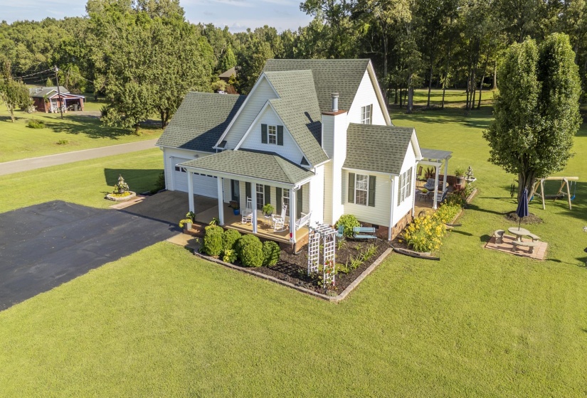 15 JH WINBORN LN, Savannah, Tennessee 38372, 3 Bedroom Bedrooms, 8 Room Rooms,2.1 BathroomBathrooms,Residential,For Sale,JH WINBORN,0,10224293