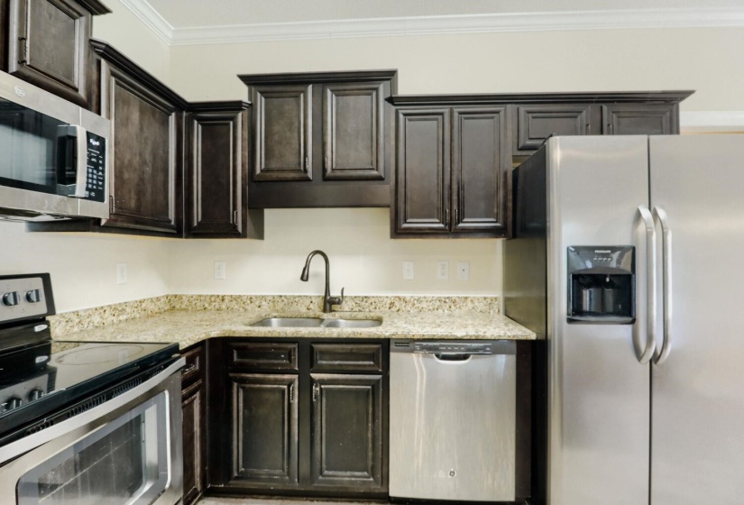 7935 COUNTRY LAKE DR, Bartlett, Tennessee 38133, 5 Bedroom Bedrooms, 8 Room Rooms,3 BathroomBathrooms,Residential,For Sale,COUNTRY LAKE,0,10224294