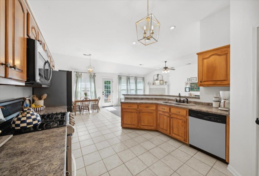 15 BAILEY RIDGE LN, Rossville, Tennessee 38066, 3 Bedrooms Bedrooms, 9 Rooms Rooms,2 BathroomsBathrooms,Residential,For Sale,BAILEY RIDGE,10223973