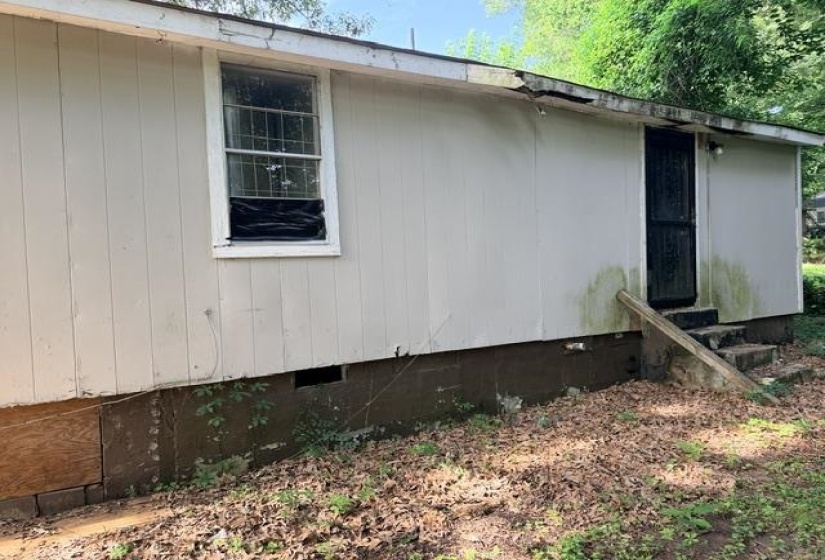 2170 HILLSIDE AVE, Memphis, Tennessee 38127, 3 Bedrooms Bedrooms, 5 Rooms Rooms,2 BathroomsBathrooms,Residential,For Sale,HILLSIDE,10224296