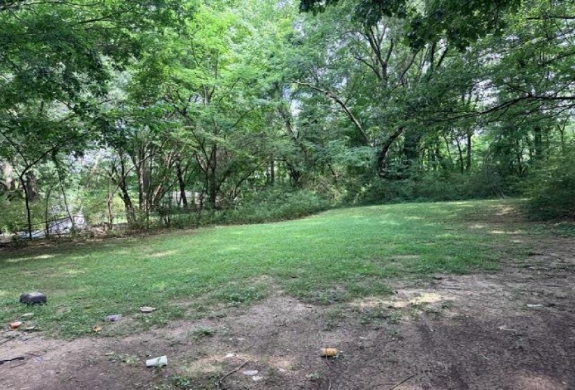 529 SHELBY DR, Memphis, Tennessee 38109, 2 Bedrooms Bedrooms, 5 Rooms Rooms,1 BathroomBathrooms,Residential,For Sale,SHELBY,10224297