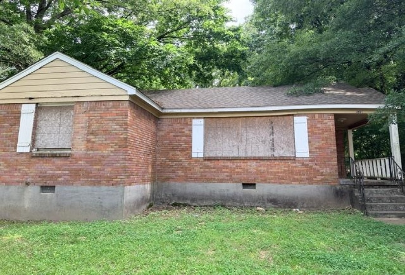 529 SHELBY DR, Memphis, Tennessee 38109, 2 Bedrooms Bedrooms, 5 Rooms Rooms,1 BathroomBathrooms,Residential,For Sale,SHELBY,10224297
