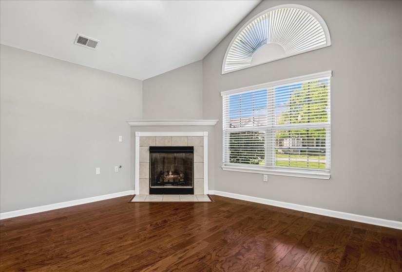 1616 SOUTHFIELD CIR, Memphis, Tennessee 38016, 2 Bedrooms Bedrooms, 7 Rooms Rooms,2 BathroomsBathrooms,Residential,For Sale,SOUTHFIELD,10224298