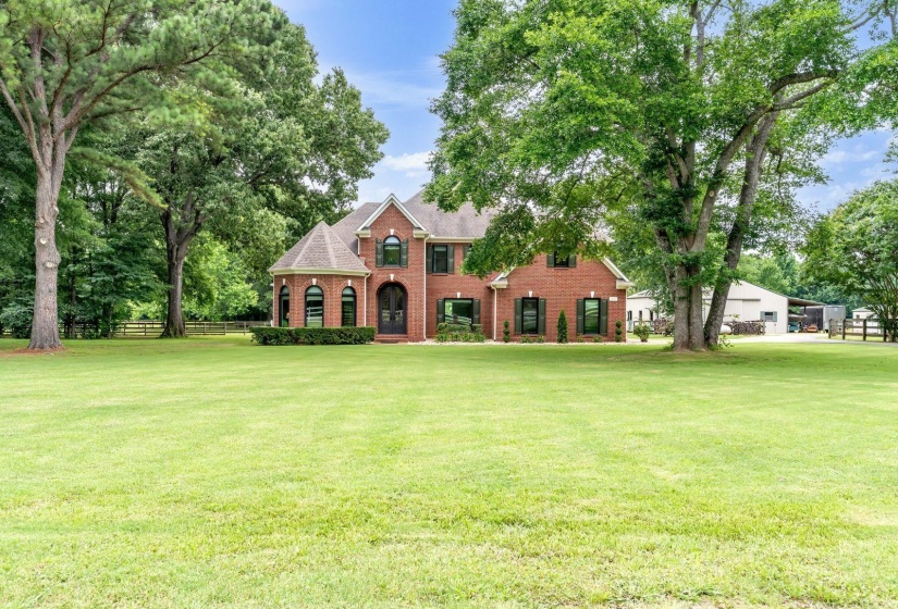 4540 PLANTERS TRACE LN, Collierville, Tennessee 38017, 5 Bedrooms Bedrooms, 9 Rooms Rooms,3.1 BathroomsBathrooms,Residential,For Sale,PLANTERS TRACE,10224301