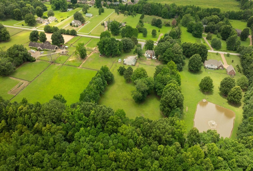 4540 PLANTERS TRACE LN, Collierville, Tennessee 38017, 5 Bedrooms Bedrooms, 9 Rooms Rooms,3.1 BathroomsBathrooms,Residential,For Sale,PLANTERS TRACE,10224301