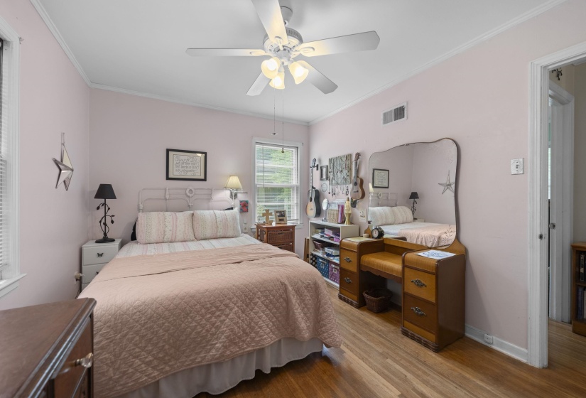 1563 MARCIA RD, Memphis, Tennessee 38117, 3 Bedrooms Bedrooms, 6 Rooms Rooms,1 BathroomBathrooms,Residential,For Sale,MARCIA,10224302