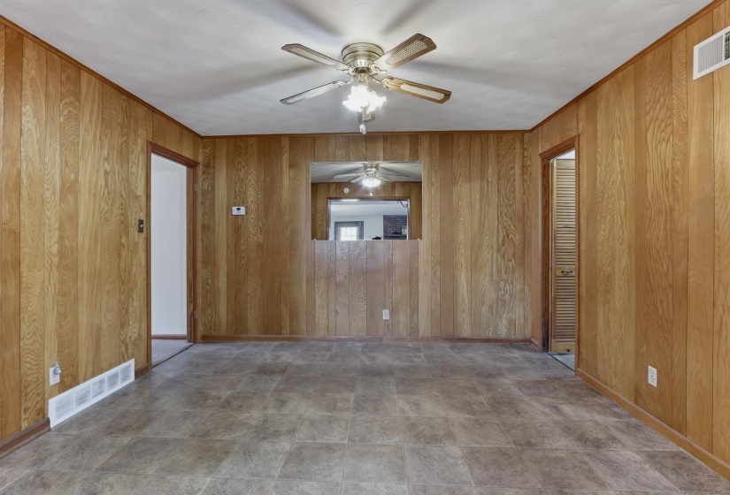 5115 LEXIE DR, Memphis, Tennessee 38116, 3 Bedrooms Bedrooms, 8 Rooms Rooms,1.1 BathroomsBathrooms,Residential,For Sale,LEXIE,10224305