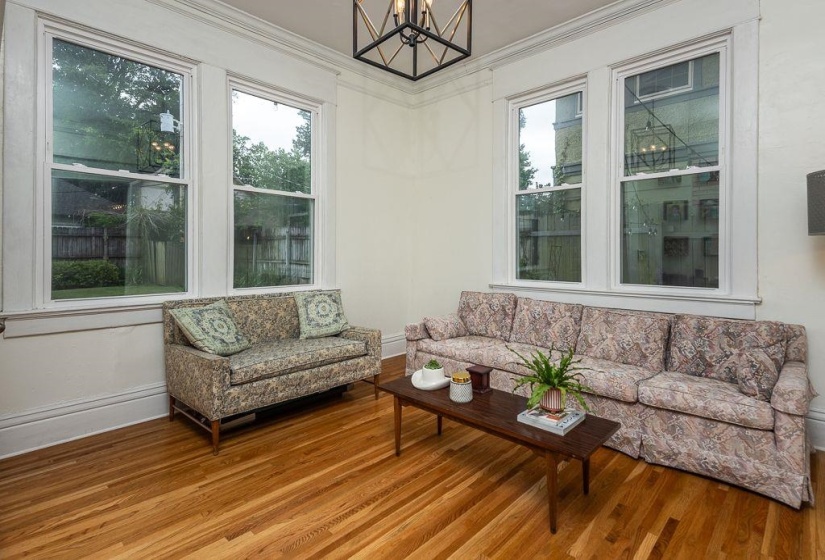 8 EVERGREEN ST, Memphis, Tennessee 38104, 4 Bedrooms Bedrooms, 9 Rooms Rooms,2.1 BathroomsBathrooms,Residential,For Sale,EVERGREEN,10224306