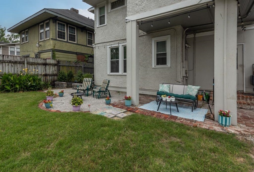 8 EVERGREEN ST, Memphis, Tennessee 38104, 4 Bedrooms Bedrooms, 9 Rooms Rooms,2.1 BathroomsBathrooms,Residential,For Sale,EVERGREEN,10224306